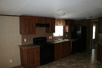 Tri City Mobile Home Park in Newcastle, OK - Building Photo - Building Photo