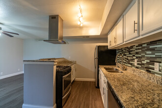 North End on Berkman Apartments in Austin, TX - Building Photo - Interior Photo