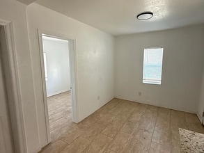 310 Park St in El Paso, TX - Building Photo - Building Photo