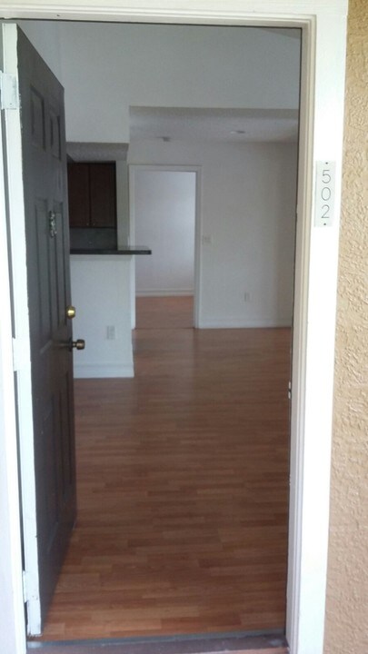 15650 SW 105th Ln in Miami, FL - Building Photo