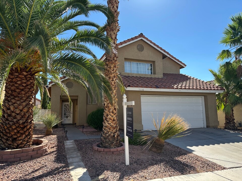3320 Haven Beach Way in Las Vegas, NV - Building Photo