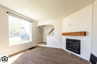 575 S Wayne St in Waterloo, IN - Building Photo - Building Photo