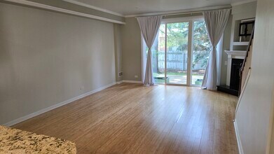 739 Blossom Ct in Naperville, IL - Building Photo - Building Photo