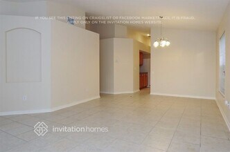 5705 Lassies Way in Zephyrhills, FL - Building Photo - Building Photo