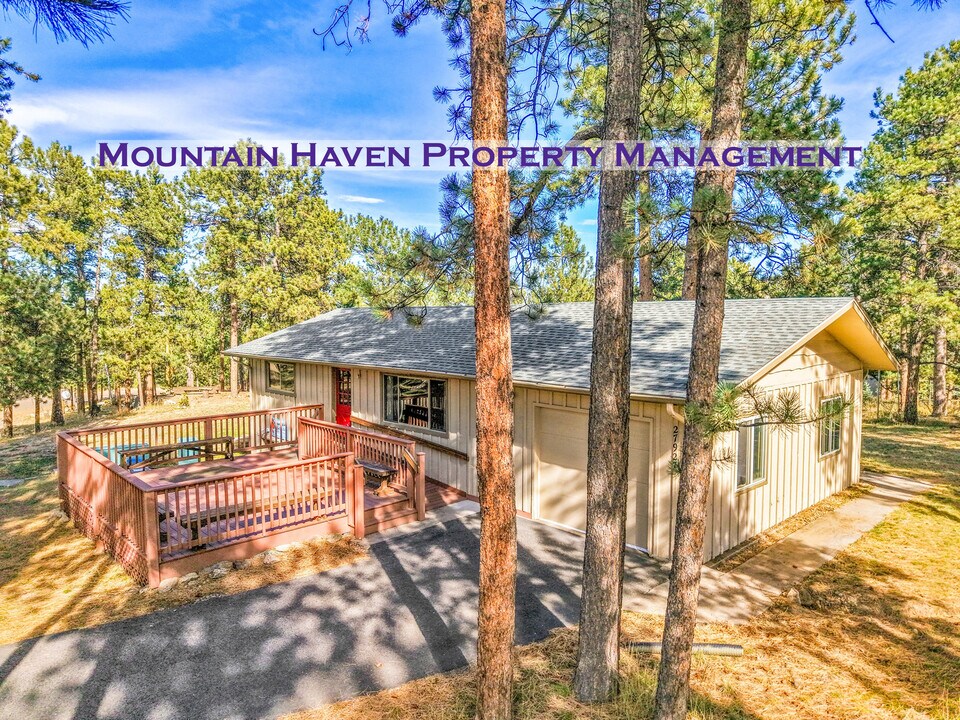 27927 Circle Dr in Evergreen, CO - Building Photo