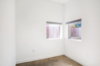 2936 Commerce St in Houston, TX - Building Photo - Building Photo