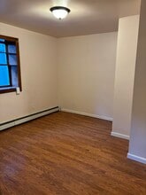41 Lincoln Ave, Unit 1 in Danbury, CT - Foto de edificio - Building Photo
