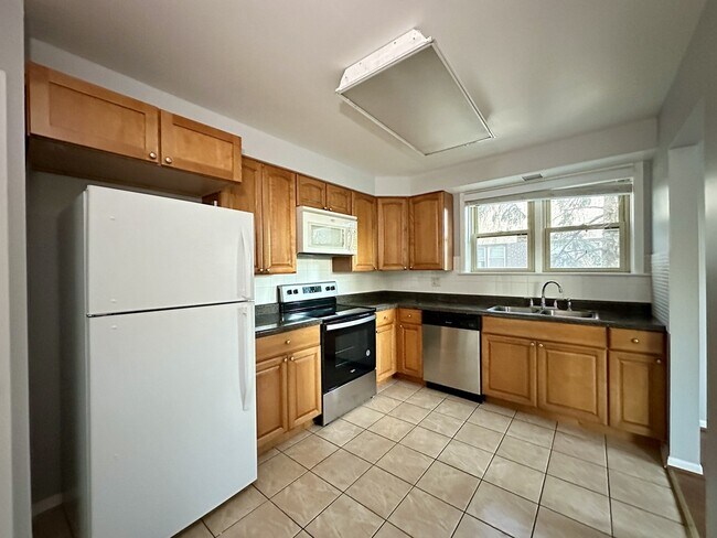 8644 Skokie Blvd in Skokie, IL - Building Photo - Building Photo