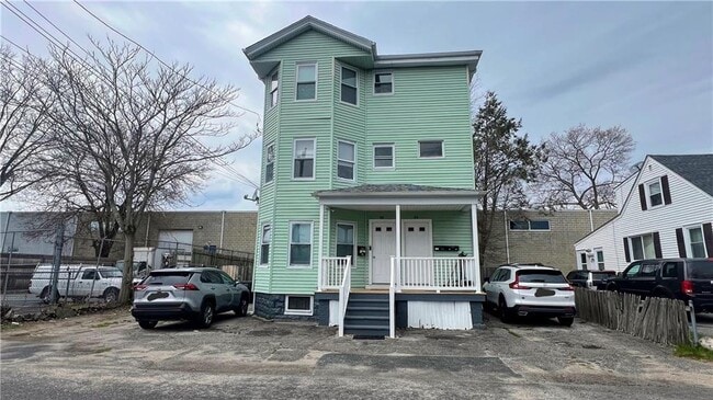 86 1st Ave