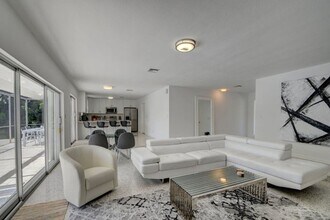 1171 Bimini Ln in West Palm Beach, FL - Building Photo - Building Photo