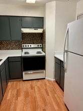 2008 Mesquite Ln, Unit B102 in Laughlin, NV - Foto de edificio - Building Photo