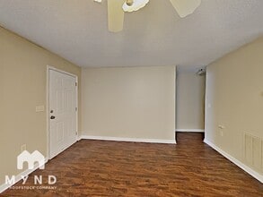 202 Jubilee Dr in Chapel Hill, NC - Building Photo - Building Photo