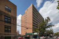 Crescent Towers in Astoria, NY - Building Photo - Building Photo