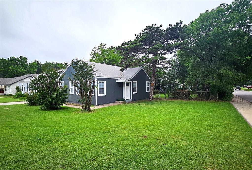 2417 NW 36th Terrace in Oklahoma City, OK - Building Photo