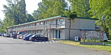 Clover Park Meadows in Lakewood, WA - Building Photo - Building Photo