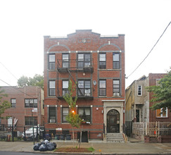 439 Montauk Ave in Brooklyn, NY - Building Photo - Building Photo