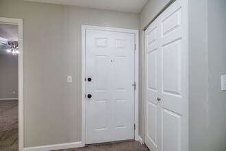 1540 Spinnaker Way in Dayton, OH - Building Photo - Building Photo