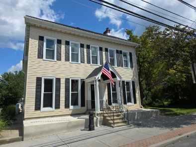 121 S Main St-Unit -4 in Alburtis, PA - Building Photo