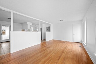 504 Continental Dr in Nashville, TN - Building Photo - Building Photo