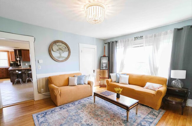 238 Sabattus St, Unit 3 BR apt near hospitals
