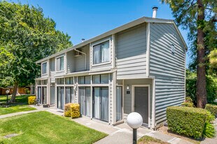 Le Tournesol in Davis, CA - Building Photo