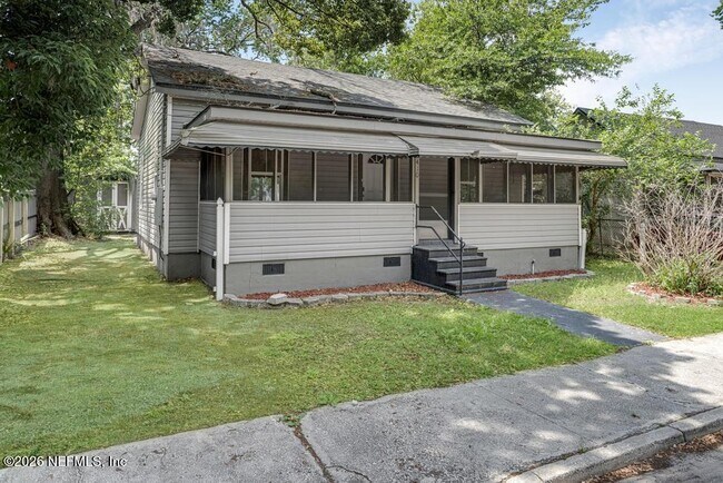 2410 Mc Quade St in Jacksonville, FL - Building Photo - Building Photo