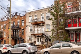 2560-2568 Chapleau St in Montréal, QC - Building Photo