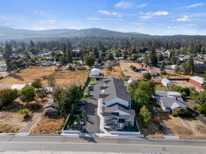 4th St Apartments in Spokane Valley, WA - Building Photo - Building Photo