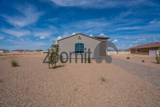 10584 W Appaloosa TR in Casa Grande, AZ - Building Photo - Building Photo