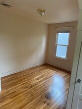 94 Hubinger St, Unit Third Floor in New Haven, CT - Building Photo - Building Photo