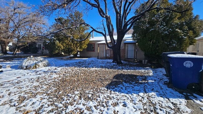 228 Hermosa Dr NE in Albuquerque, NM - Building Photo - Building Photo