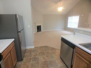 5216 Alexander St in Union City, GA - Building Photo - Building Photo