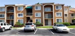 1230 Wildwood Lakes Blvd-Unit -15-304 in Naples, FL - Building Photo - Building Photo