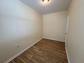 654 E 188th St-Unit -First Floor in Bronx, NY - Building Photo - Building Photo