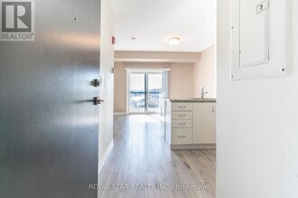 200 Lagerfeld Dr in Brampton, ON - Building Photo - Building Photo