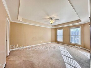 215 Anniston Ct in Cary, NC - Building Photo - Building Photo