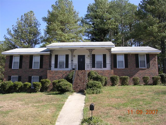 150 Ansted Ln in College Park, GA - Building Photo