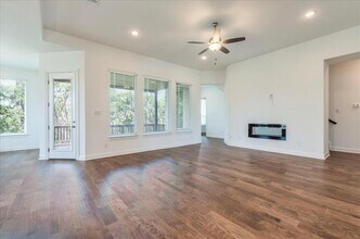 144 Rocky River Rd in Andice, TX - Building Photo - Building Photo
