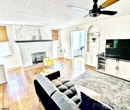 113 N Cambridge Ave-Unit -2 in Ventnor City, NJ - Building Photo - Building Photo