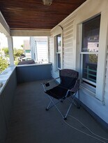 27 Harrison St, Unit #2 in Poughkeepsie, NY - Building Photo