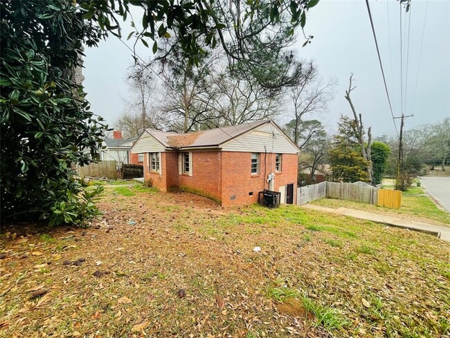 2000 Cherry St in Montgomery, AL - Building Photo - Building Photo