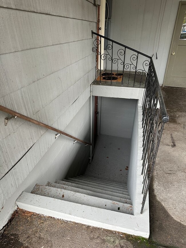 1036 NW 25th St in Corvallis, OR - Building Photo - Building Photo