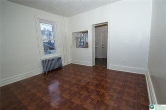 455 W Whitehall St in Allentown, PA - Building Photo - Building Photo