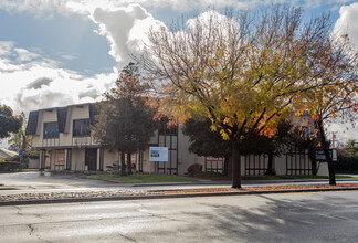 Vitalia Apartments in San Jose, CA - Foto de edificio - Building Photo