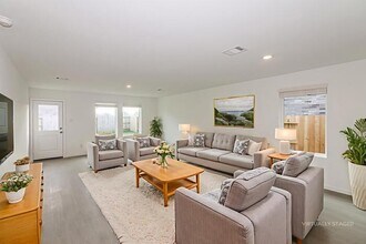 3083 Wild Dunes Dr in Katy, TX - Building Photo - Building Photo