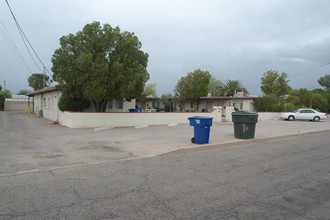 3445 E Willard St in Tucson, AZ - Foto de edificio - Building Photo