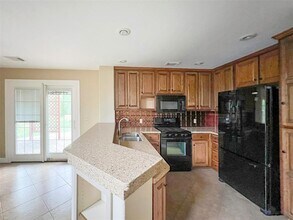 12010 Shady Springs Rd in Austin, TX - Building Photo - Building Photo