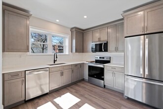 121 E Washington St in West Chester, PA - Building Photo - Building Photo