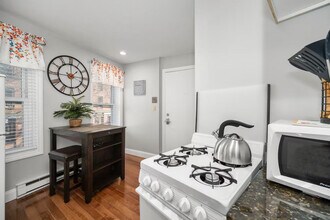 19 Clark St, Unit ID1364246P in Boston, MA - Foto de edificio - Building Photo