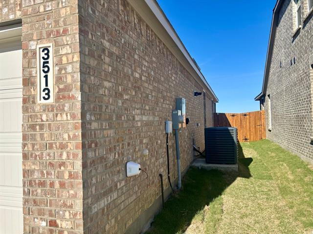 3513 Fox Vly Ln in Crandall, TX - Building Photo - Building Photo